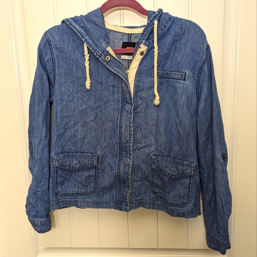 🌺BDG Front Zip Denim Hooded Jacket with Front Pockets